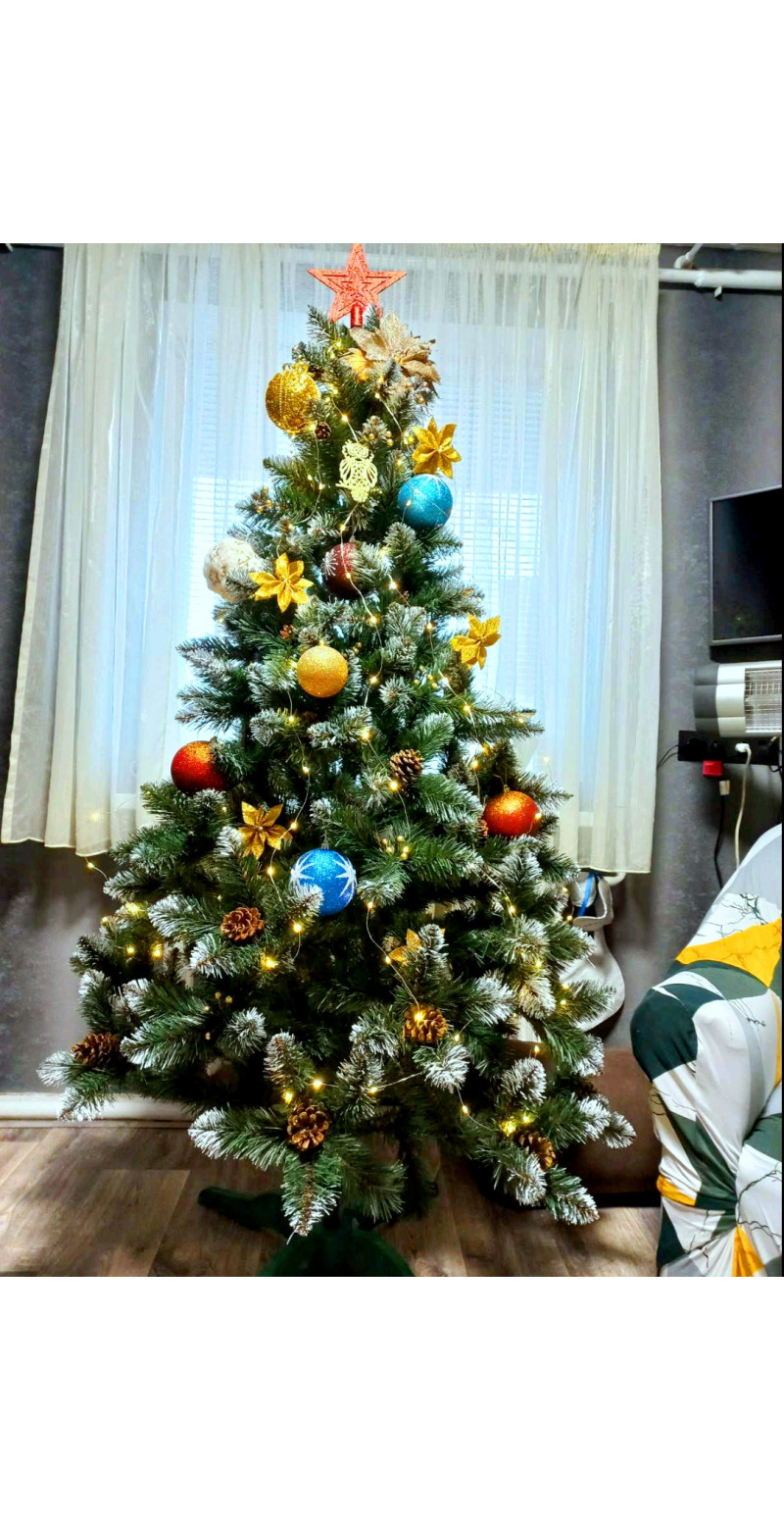 Елка искусственная с шишками 1.8 м